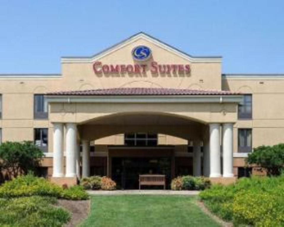 Comfort Suites Starkville Exterior photo